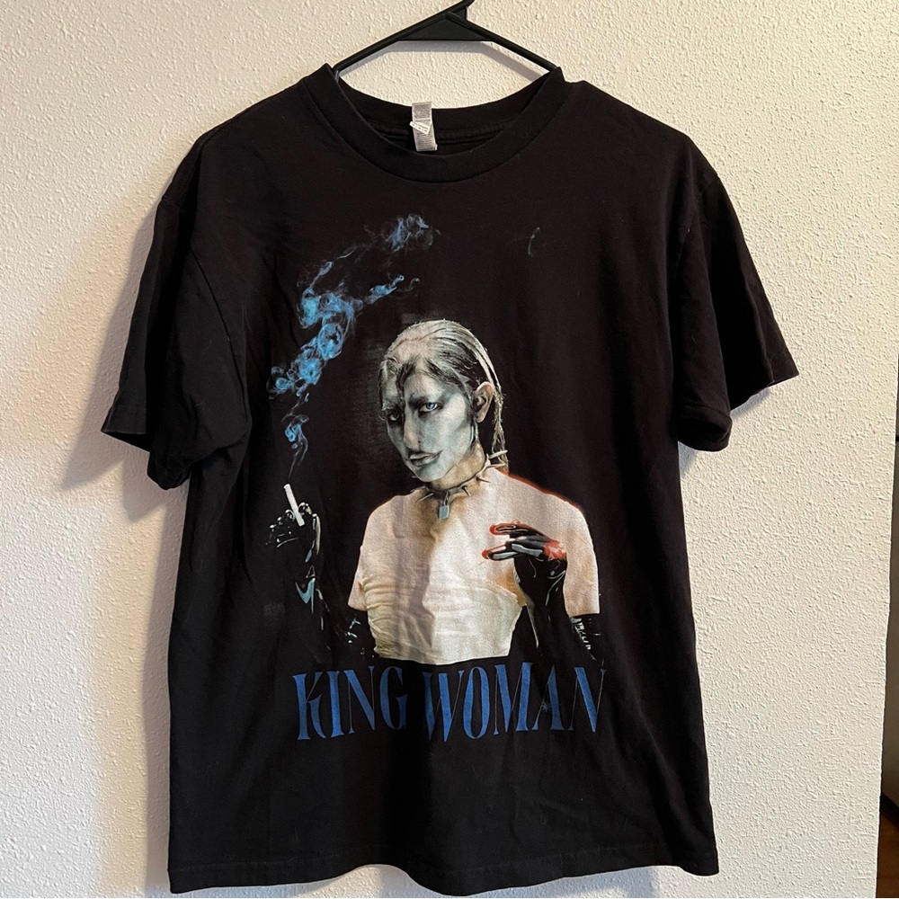 King Woman Black Graphic T-Shirt